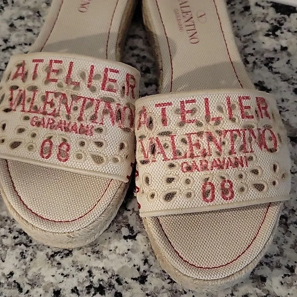 VALENTINO GARAVANI Atelier Eyelet Flat Espadrille Slide Sandals Natural 37.5